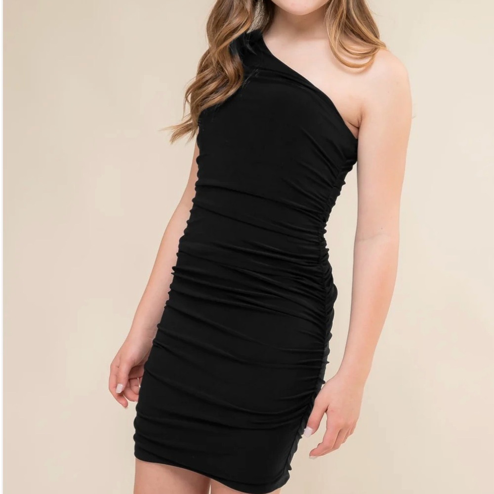 Un Deux Trois Elegant Black One-Shoulder Girls Dress
